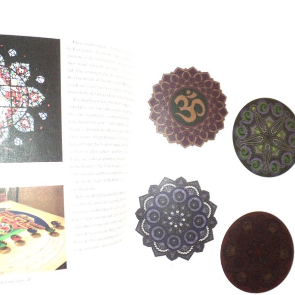 Mandalas Adult Coloring Book & 10 Colored Pencils Activity Calming Designs New - Picture 5 of 5